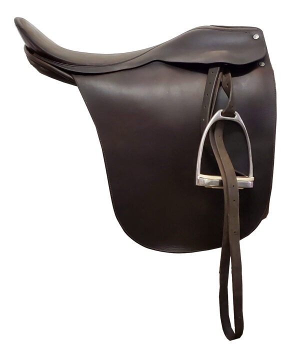 Used Barnsby 22" Cut Back Saddle Alternative View