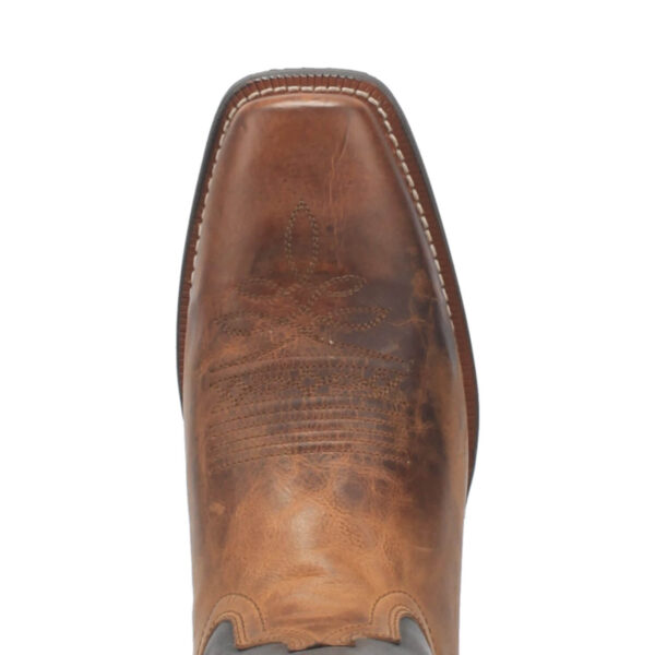 Laredo Seaver Cowboy Boots in Light Tan Toe