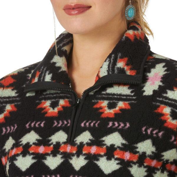 Wrangler Plush Fleece Pullover Front Detail