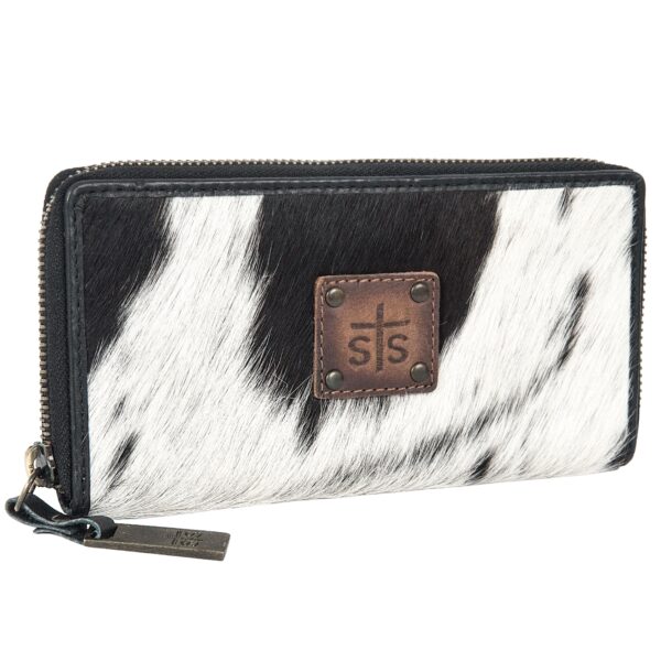 STS61024_Cowhide_Bifold_Zip_Wallet_Front_Angle