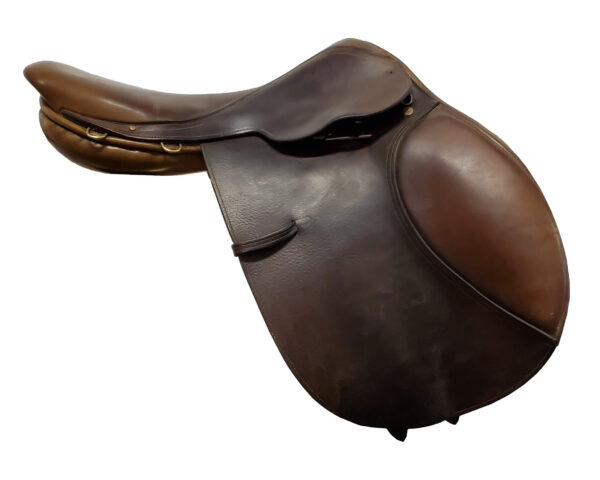 Used Beval Close Contact Saddle Alternate View