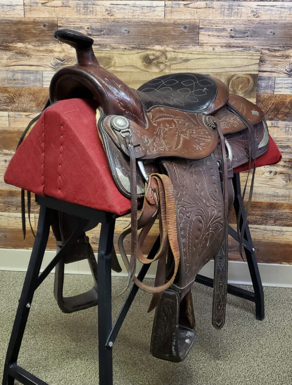Used Western Saddle Left Side Angled