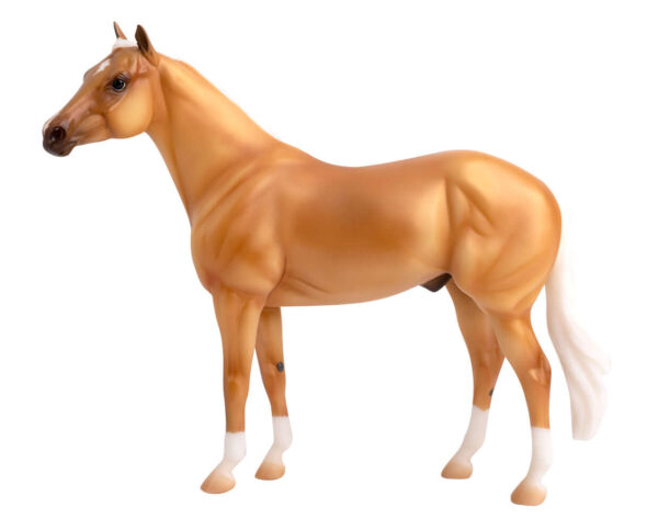 Breyer Ideal Series Palomino Horse