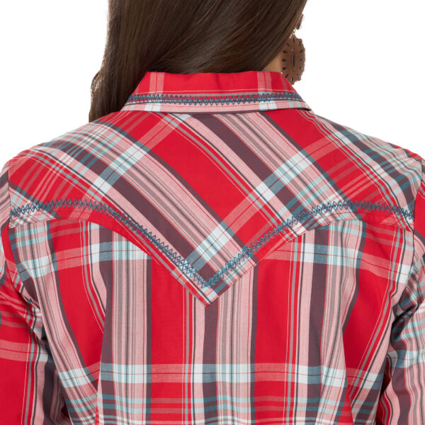 Wrangler Retro Red Plaid Shirt Back Detailing