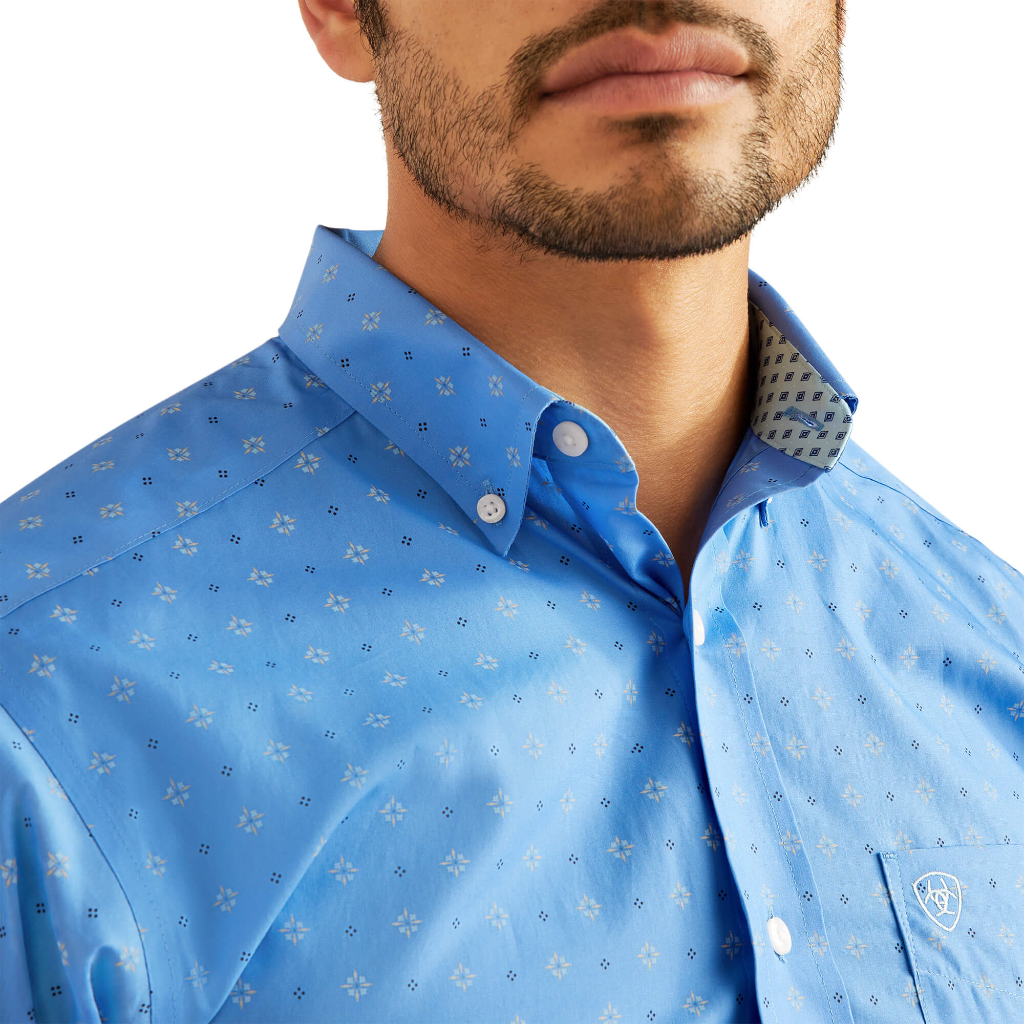 Ariat Russel Wrinkle Free Fitted Shirt collar detail