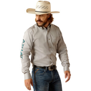 Ariat Team Logo Fitted Shirt in Light Grey Front View