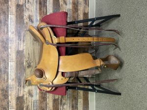 Like New Pat Parelli Natural Performer 17.5" seat