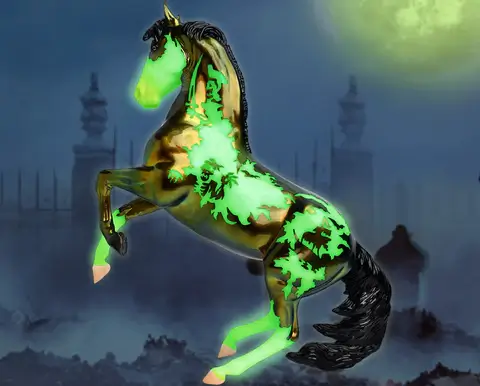 maelstrom-2022-halloween-horse-model-breyer-161309_480x480.jpg
